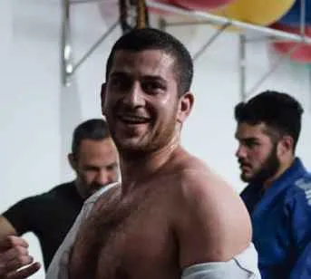 שמחה, חגורה כחולה